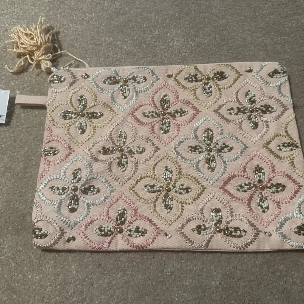 New pink embellished bag made in India - Picture 4 of 6